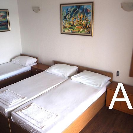 Apartmani Roko ネウム エクステリア 写真