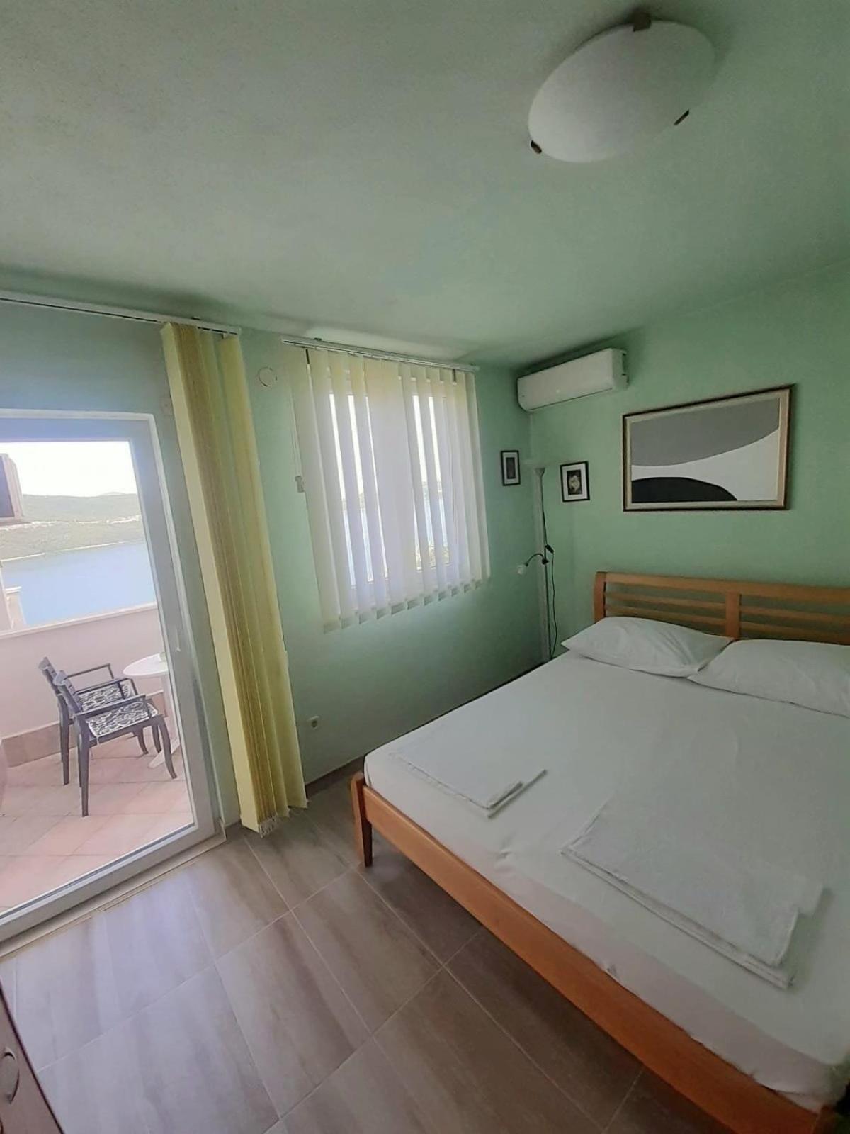 Apartmani Roko ネウム エクステリア 写真